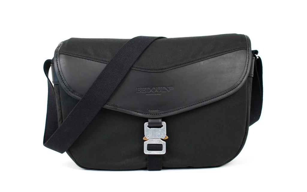 Barbarossa - Black messenger bag