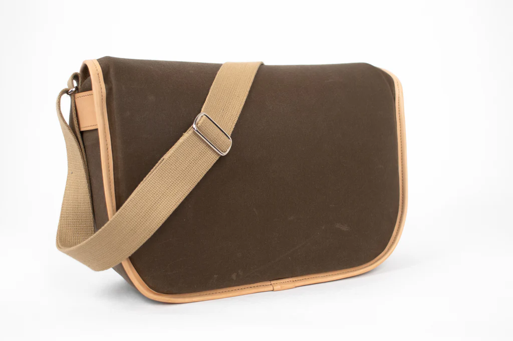 Barbarossa - Khaki messenger bag view 3