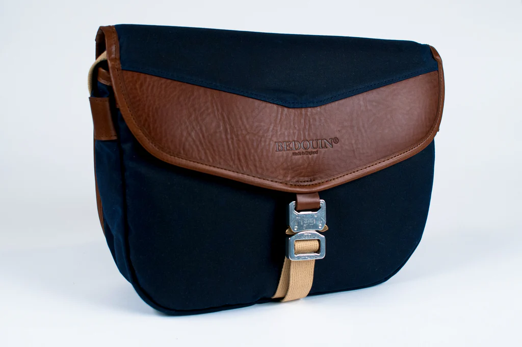 Barbarossa - Navy messenger bag view 2