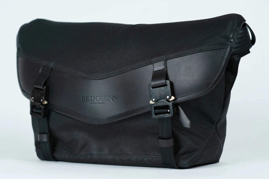 Genghis - Black messenger bag view 2