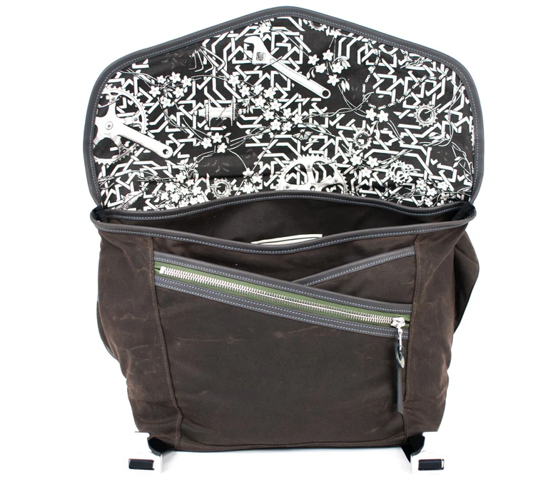 Genghis - Grey messenger bag view 3