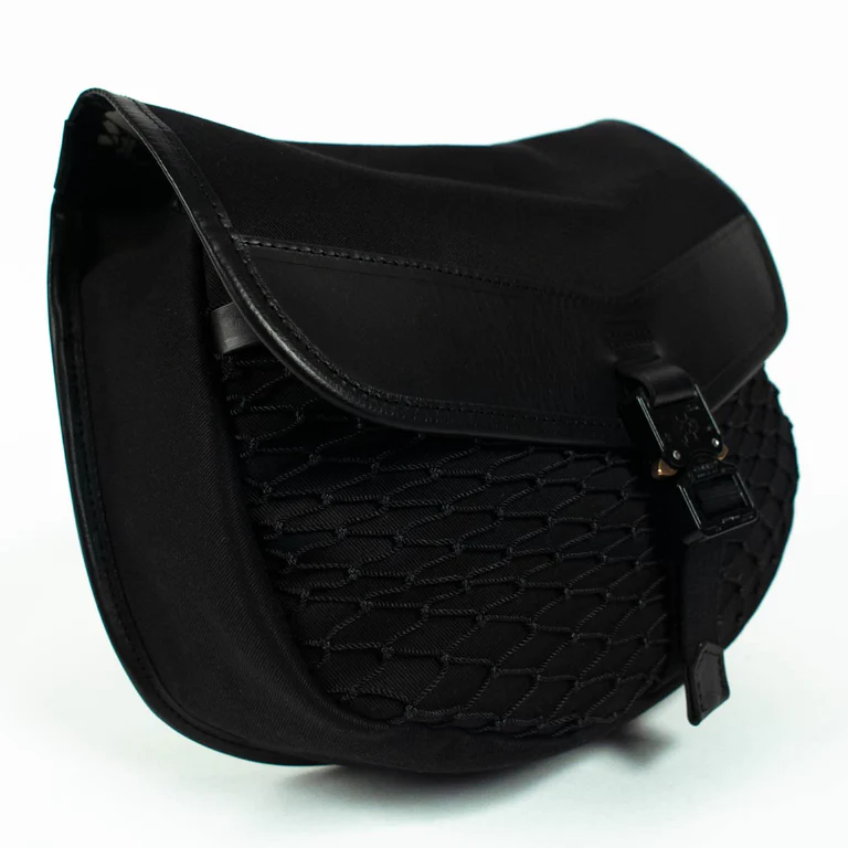 Poacher - Black messenger bag view 2