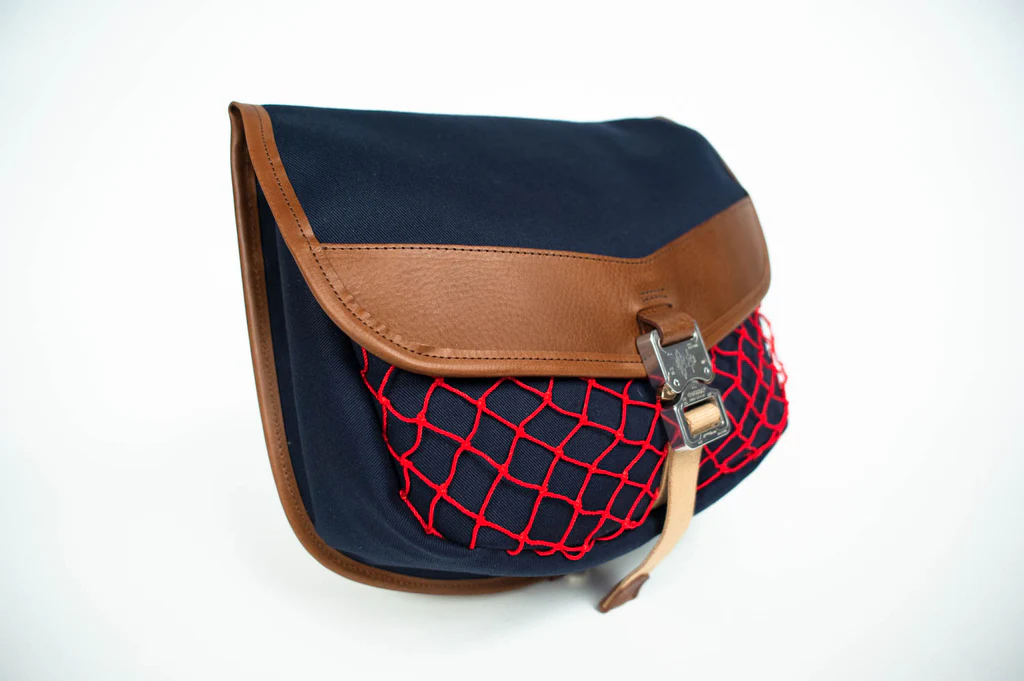 Poacher - Navy messenger bag view 2
