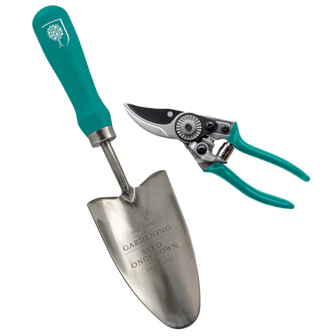 Flora and Fauna Trowel and Secateurs view 2