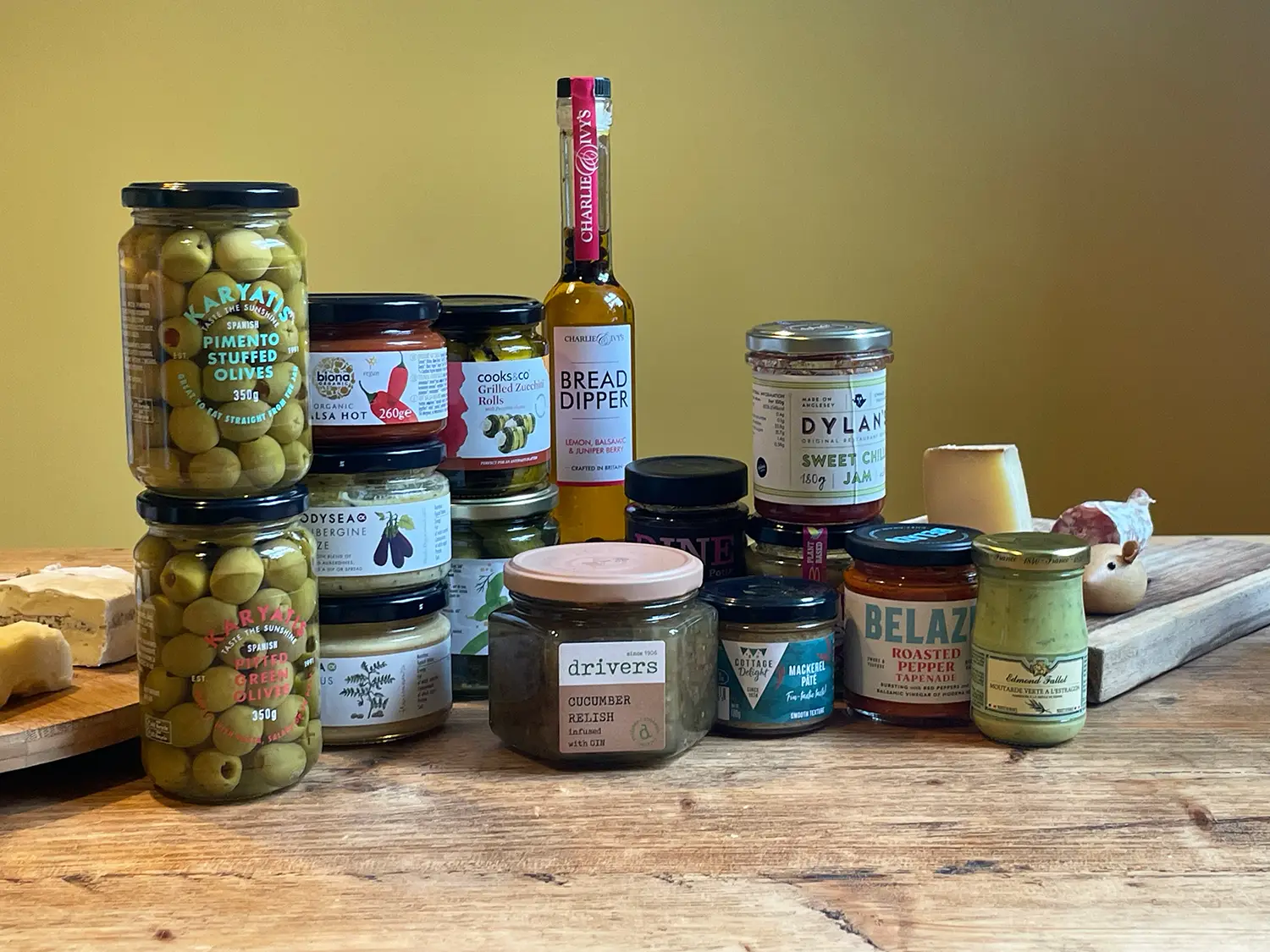 Savoury Dips & Chutneys Selection